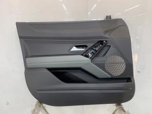 Usagé Revêtement portière 4portes avant gauche Dacia Duster (DJF) 1.6 Hybrid 140 16V Prix € 105,00 Règlement à la marge proposé par Snuverink Autodemontage