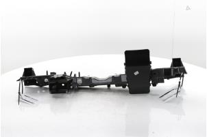 Usagé Panneau avant Dacia Duster (DJF) 1.6 Hybrid 140 16V Prix € 195,00 Règlement à la marge proposé par Snuverink Autodemontage