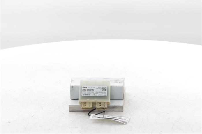 Usados Módulo PDC BMW 3 serie (G20) 330e 2.0 TwinPower Turbo 16V Precio € 30,25 IVA incluido ofrecido por Snuverink Autodemontage