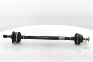 Usados Eje de transmisión derecha detrás BMW 3 serie (G20) 330e 2.0 TwinPower Turbo 16V Precio € 235,95 IVA incluido ofrecido por Snuverink Autodemontage