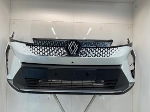 Begagnade Främre stötfångare Renault Scenic E-Tech Electric (RCB) EV87 Pris € 450,00 Marginaltabell erbjuds av Snuverink Autodemontage