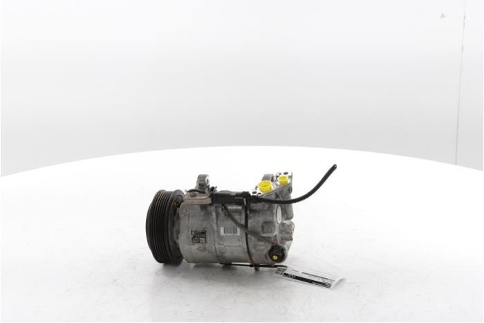 Usagé Compresseur de clim BMW 3 serie (G20) 330i 2.0 TwinPower Turbo 16V Prix € 175,45 Prix TTC proposé par Snuverink Autodemontage