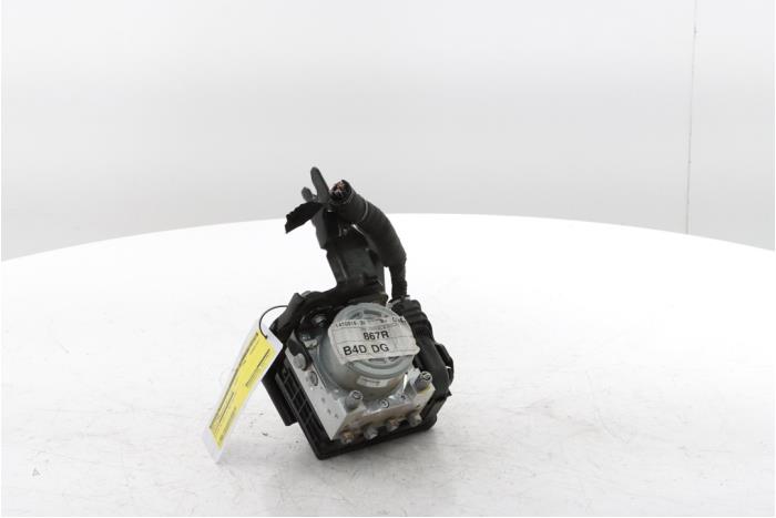 Usagé Pompe ABS Dacia Sandero III 1.0 SCe 65 12V Prix € 356,95 Prix TTC proposé par Snuverink Autodemontage