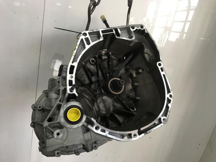 Gebrauchte Getriebe Renault Megane IV Estate (RFBK) 1.2 Energy TCE 130 Preis € 500,00 Margenregelung angeboten von Snuverink Autodemontage