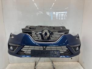 Używane Zderzak przedni Renault Megane IV Estate (RFBK) 1.2 Energy TCE 130 Cena € 595,00 Procedura marży oferowane przez Snuverink Autodemontage