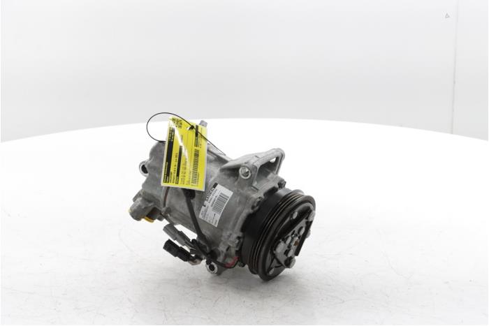 Gebrauchte Klimapumpe Renault Clio V (RJAB) 1.0 SCe 65 12V Preis € 363,00 Mit Mehrwertsteuer angeboten von Snuverink Autodemontage
