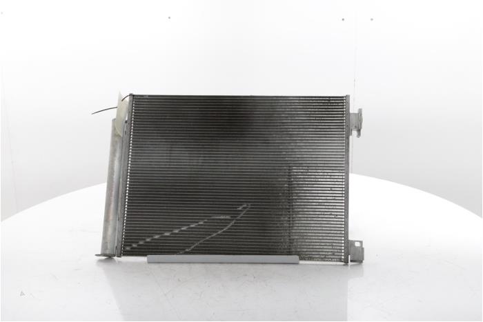 Usagé Condenseur de climatisation Renault Clio V (RJAB) 1.0 SCe 65 12V Prix € 66,55 Prix TTC proposé par Snuverink Autodemontage
