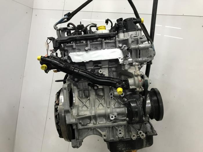 Gebrauchte Motor Citroen C3 Aircross I (2C/2R) 1.2 e-THP PureTech 110 Preis € 3.085,50 Mit Mehrwertsteuer angeboten von Snuverink Autodemontage