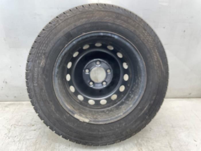 Reservhjul från en Renault Master III (MA/MB/MC/MD/MH/MF/MG/MH) 2.3 dCi 150 16V 2020