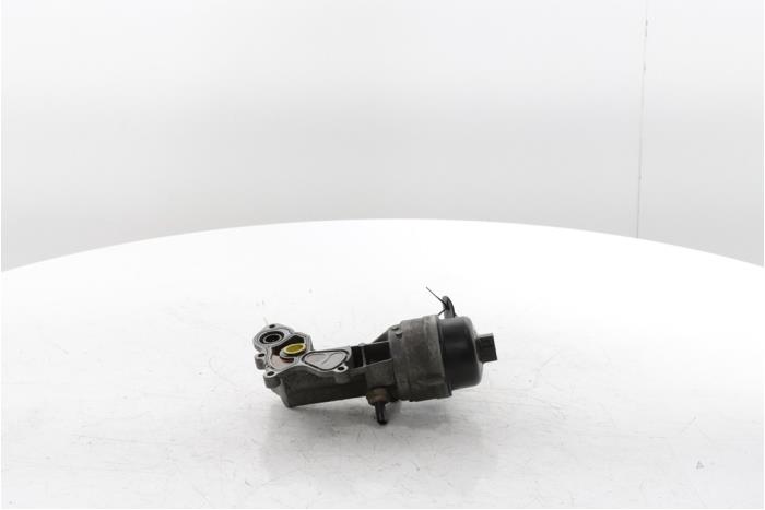 Gebrauchte Ölfiltergehäuse Peugeot 207/207+ (WA/WC/WM) 1.6 16V VTRi Preis € 65,00 Margenregelung angeboten von Snuverink Autodemontage