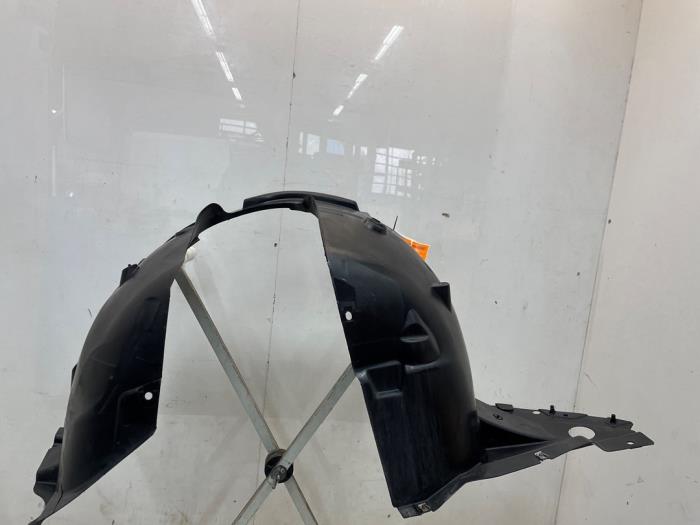 Używane Nadkole Citroen C3 (SX/SW) 1.2 Vti 12V PureTech Cena € 60,00 Procedura marży oferowane przez Snuverink Autodemontage
