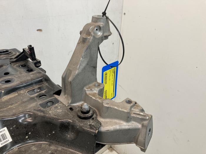 Subframe from a Peugeot 3008 III 1.2 12V Hybrid 136 2024