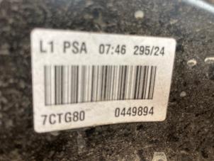 Subframe from a Peugeot 3008 III 1.2 12V Hybrid 136 2024
