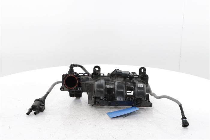 Gebrauchte Ansaugbrugge Peugeot 3008 III 1.2 12V Hybrid 136 Preis € 125,00 Margenregelung angeboten von Snuverink Autodemontage