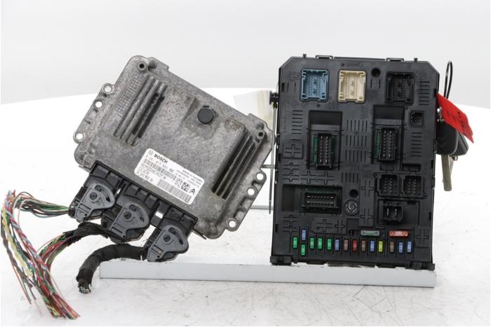 Used Engine management computer Citroen Jumpy (G9) 1.6 HDI 16V Price € 484,00 Inclusive VAT offered by Snuverink Autodemontage