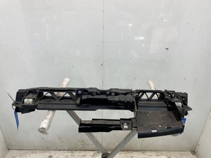 Begagnade Front Peugeot 508 (F3/FB/FH/FP) 1.5 BlueHDi 130 Pris € 45,00 Marginaltabell erbjuds av Snuverink Autodemontage