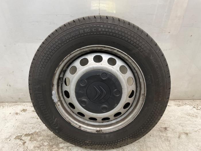 Begagnade Hjul Citroen Jumpy 1.5 Blue HDi 100 Pris € 102,85 Inklusive moms erbjuds av Snuverink Autodemontage