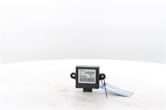 Używane Modul telefoniczny Peugeot iOn iOn Cena € 55,00 Procedura marży oferowane przez Snuverink Autodemontage