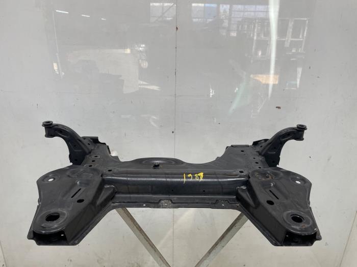 Usados Subchasis Peugeot 208 II (UB/UH/UP) 1.2 Vti 12V PureTech 100 Precio € 157,28 IVA incluido ofrecido por Snuverink Autodemontage