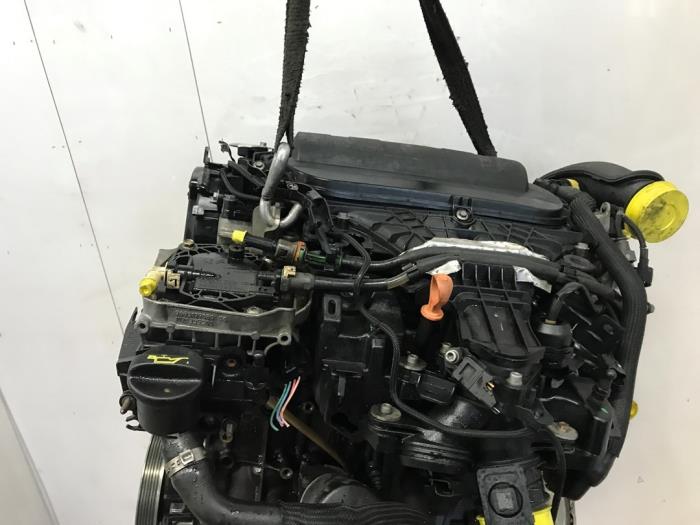 Engine from a Peugeot 508 SW (8E/8U) 2.0 RXH HYbrid4 16V 2012