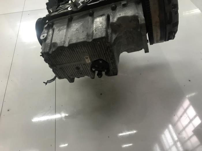 Engine from a Peugeot Boxer (U9) 2.2 BlueHDi 140 2024