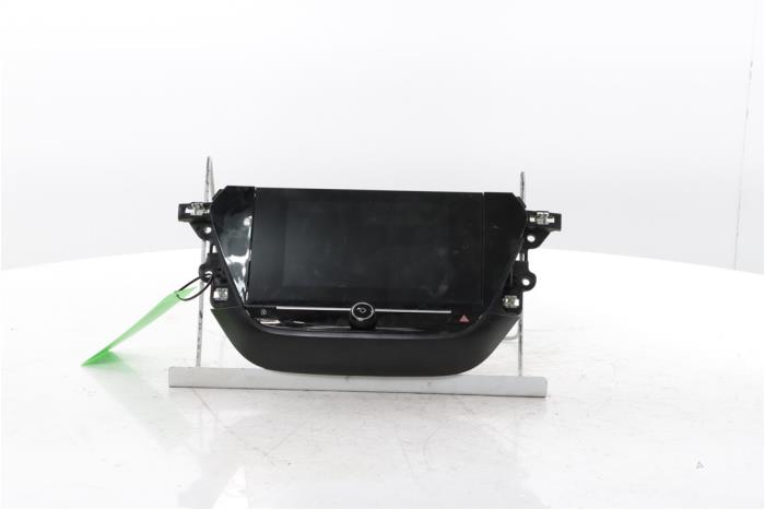 Begagnade Innerdisplay Opel Corsa F (UB/UH/UP) 1.2 Turbo 12V 100 Pris € 90,00 Marginaltabell erbjuds av Snuverink Autodemontage