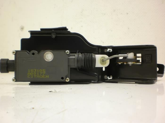 Tailgate lock mechanisms with part number 183 stock