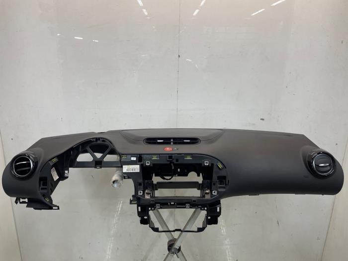 Używane Panel Renault Twingo III (AH) ZE R80 Cena € 425,00 Procedura marży oferowane przez Snuverink Autodemontage
