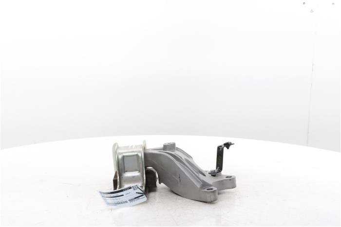 Used Engine mount Peugeot Boxer (U9) 2.2 BlueHDi 140 Price € 127,05 Inclusive VAT offered by Snuverink Autodemontage