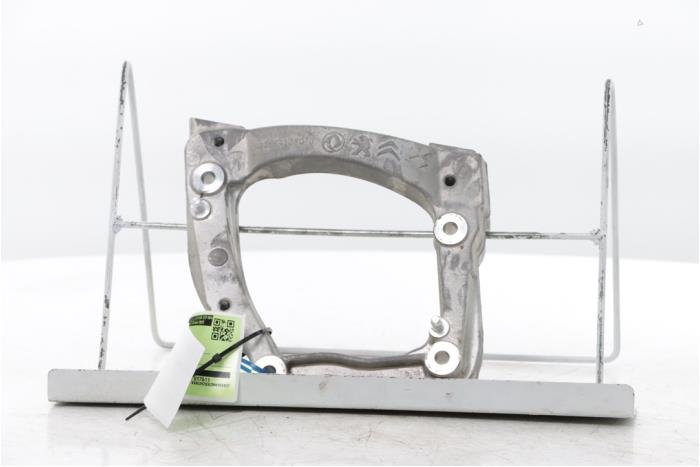 Usagé Support dynamo haut Opel Corsa F (UB/UH/UP) Electric, Corsa-e 50kWh Prix € 42,35 Prix TTC proposé par Snuverink Autodemontage