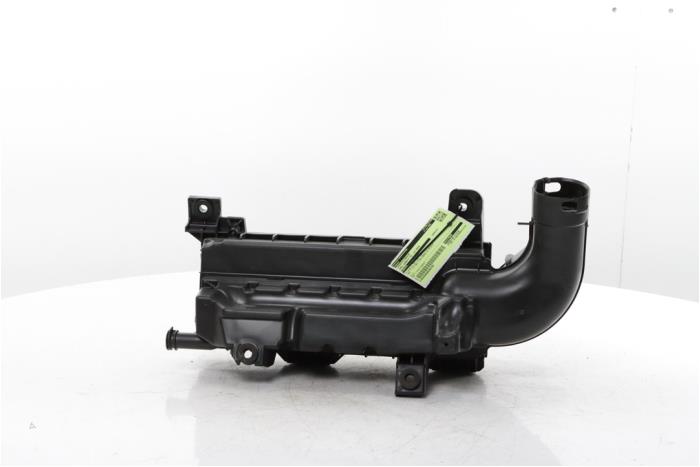 Begagnade Luftfilterhus Opel Corsa F (UB/UH/UP) 1.2 Turbo 12V 100 Pris € 50,00 Marginaltabell erbjuds av Snuverink Autodemontage