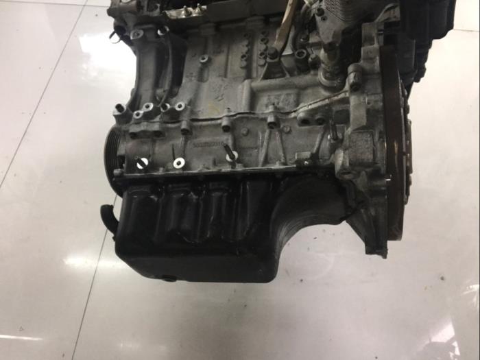 Engine from a Opel Grandland (X) 1.6 Turbo 16V Hybrid4 2021