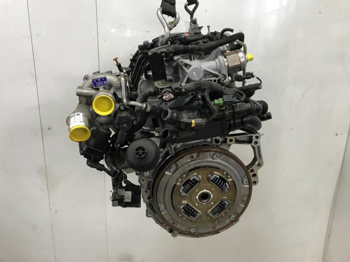Engine from a Opel Grandland (X) 1.6 Turbo 16V Hybrid4 2021