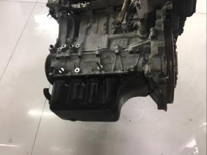 Engine from a Opel Grandland (X) 1.6 Turbo 16V Hybrid4 2021