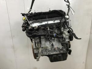 Engine from a Opel Grandland (X) 1.6 Turbo 16V Hybrid4 2021