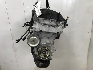 Engine from a Opel Grandland (X) 1.6 Turbo 16V Hybrid4 2021