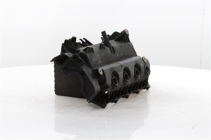 Ventildeckel van een Renault Twingo (C06) 1.2 16V 2005