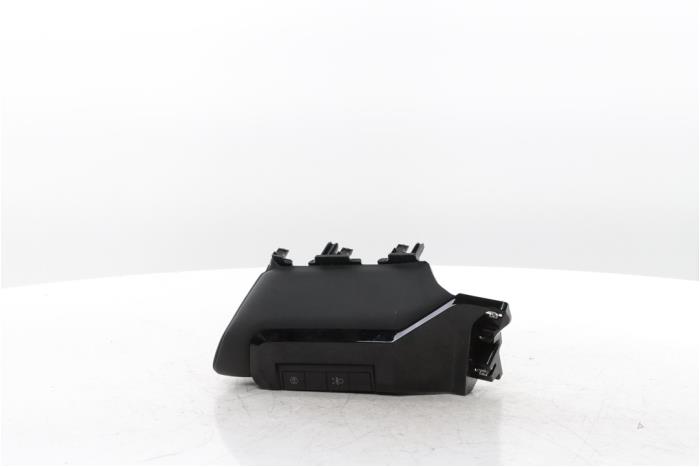 Usados Interruptor Renault 5 E-Tech electric 52 kWh Precio € 145,00 Norma de margen ofrecido por Snuverink Autodemontage