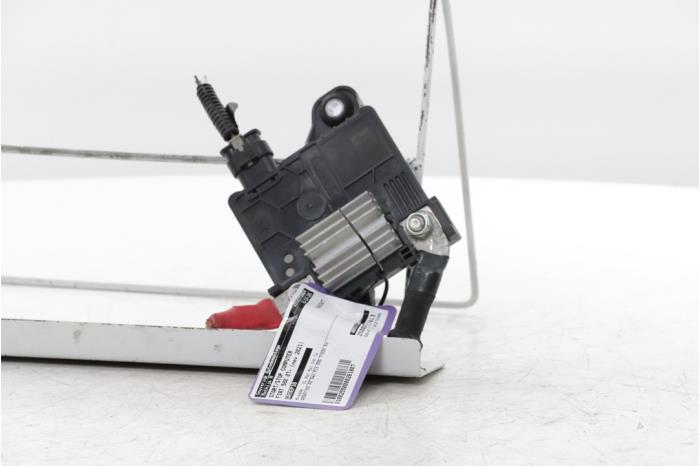 Used Start/Stop computer Fiat 500C (312) 1.0 Hybrid Price € 200,00 Margin scheme offered by Snuverink Autodemontage