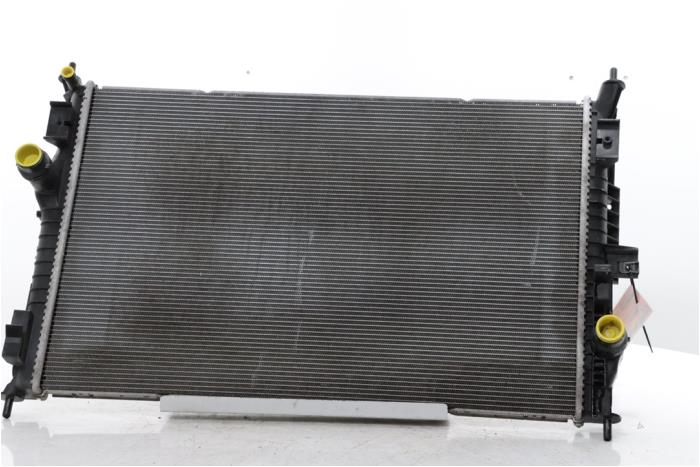 Usagé Radiateur Citroen Berlingo 1.2 12V PureTech 110 Prix € 100,00 Règlement à la marge proposé par Snuverink Autodemontage