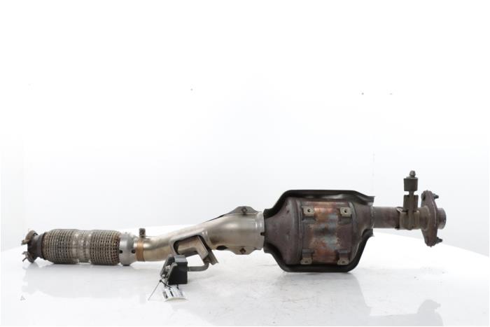 Usagé Catalyseur Nissan Qashqai (J12) 1.3 DIG-T MHEV 16V Prix € 650,00 Règlement à la marge proposé par Snuverink Autodemontage
