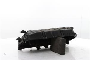 Ventildeckel van een Peugeot 308 SW (4E/H) 1.6 VTI 16V 2008