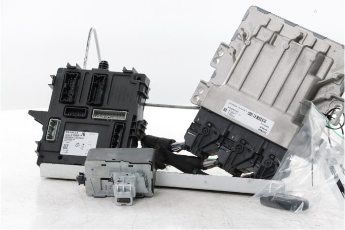 Used Engine management computer Nissan Townstar 1.3 TCE 130 16V Price € 296,45 Inclusive VAT offered by Snuverink Autodemontage