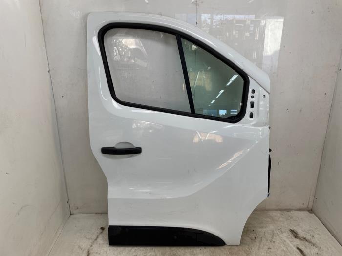 Begagnade Dörr, 2-dörrars, höger Renault Trafic (1FL/2FL/3FL/4FL) 1.6 dCi 125 Twin Turbo Pris € 598,95 Inklusive moms erbjuds av Snuverink Autodemontage