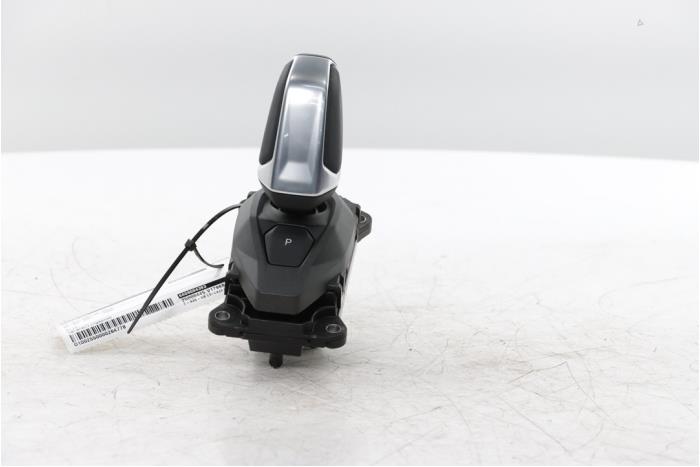 Usagé Levier de vitesse Lynk &amp; Co 01 1.5 PHEV Prix € 102,85 Prix TTC proposé par Snuverink Autodemontage