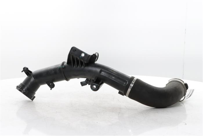 Gebrauchte Intercooler Schlauch Lynk &amp; Co 01 1.5 PHEV Preis € 169,40 Mit Mehrwertsteuer angeboten von Snuverink Autodemontage