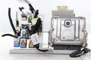 Engine management computer from a Peugeot 3008 III 1.6 16V Plug-in Hybrid 195 2025