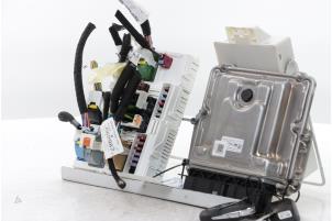Engine management computer from a Peugeot 3008 III 1.6 16V Plug-in Hybrid 195 2025
