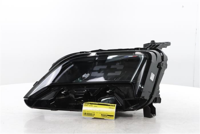 Używane Reflektor lewy Renault 5 E-Tech electric 52 kWh Cena € 950,00 Procedura marży oferowane przez Snuverink Autodemontage