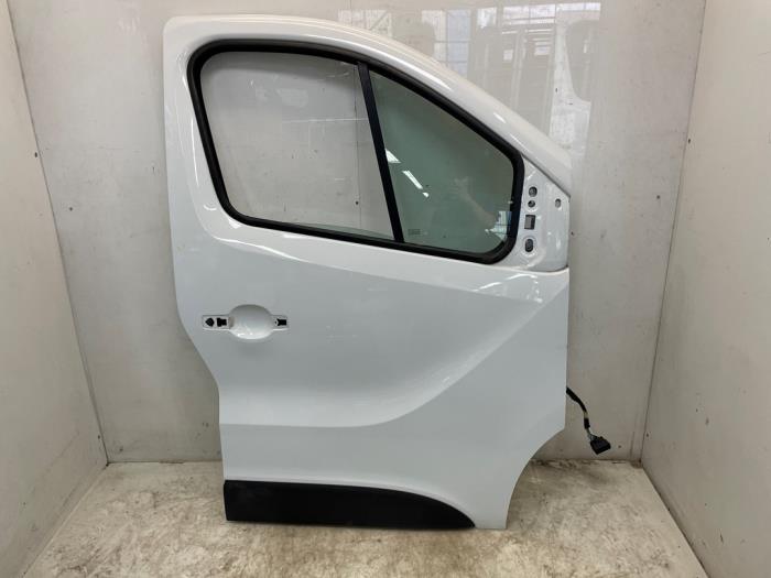 Begagnade Dörr, 2-dörrars, höger Renault Trafic (1FL/2FL/3FL/4FL) 2.0 dCi 16V 110 Pris € 598,95 Inklusive moms erbjuds av Snuverink Autodemontage